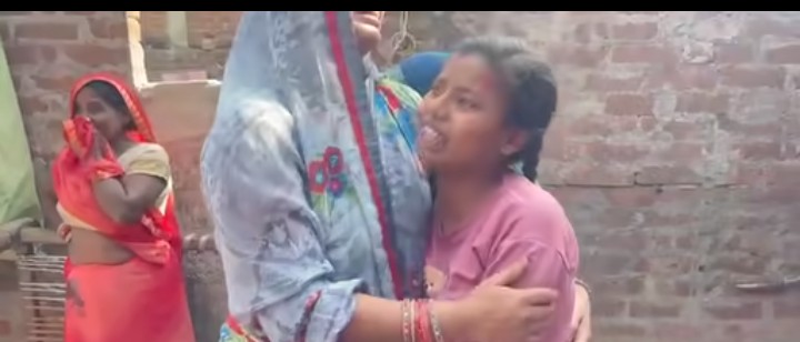 दहेज में कार की मांग पूरी न होने पर विवाहिता की मौत, हत्या का आरोप।